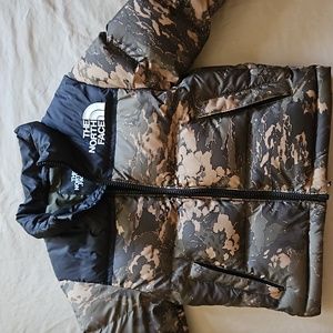 North Face Puffer Jacket - VERY WARM!